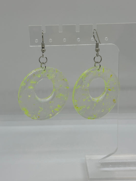 Clear and yellow flake round earrings
