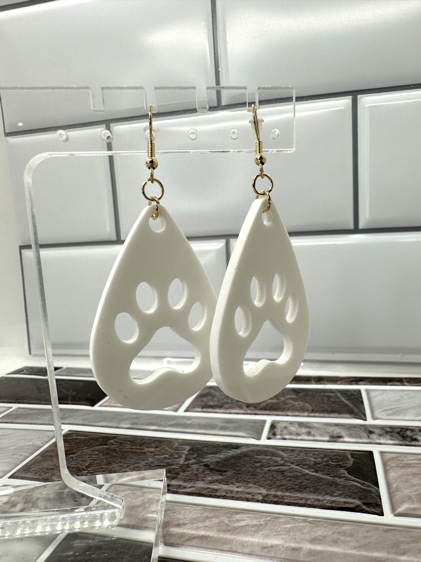 Elegant White Teardrop Paw Print Earrings