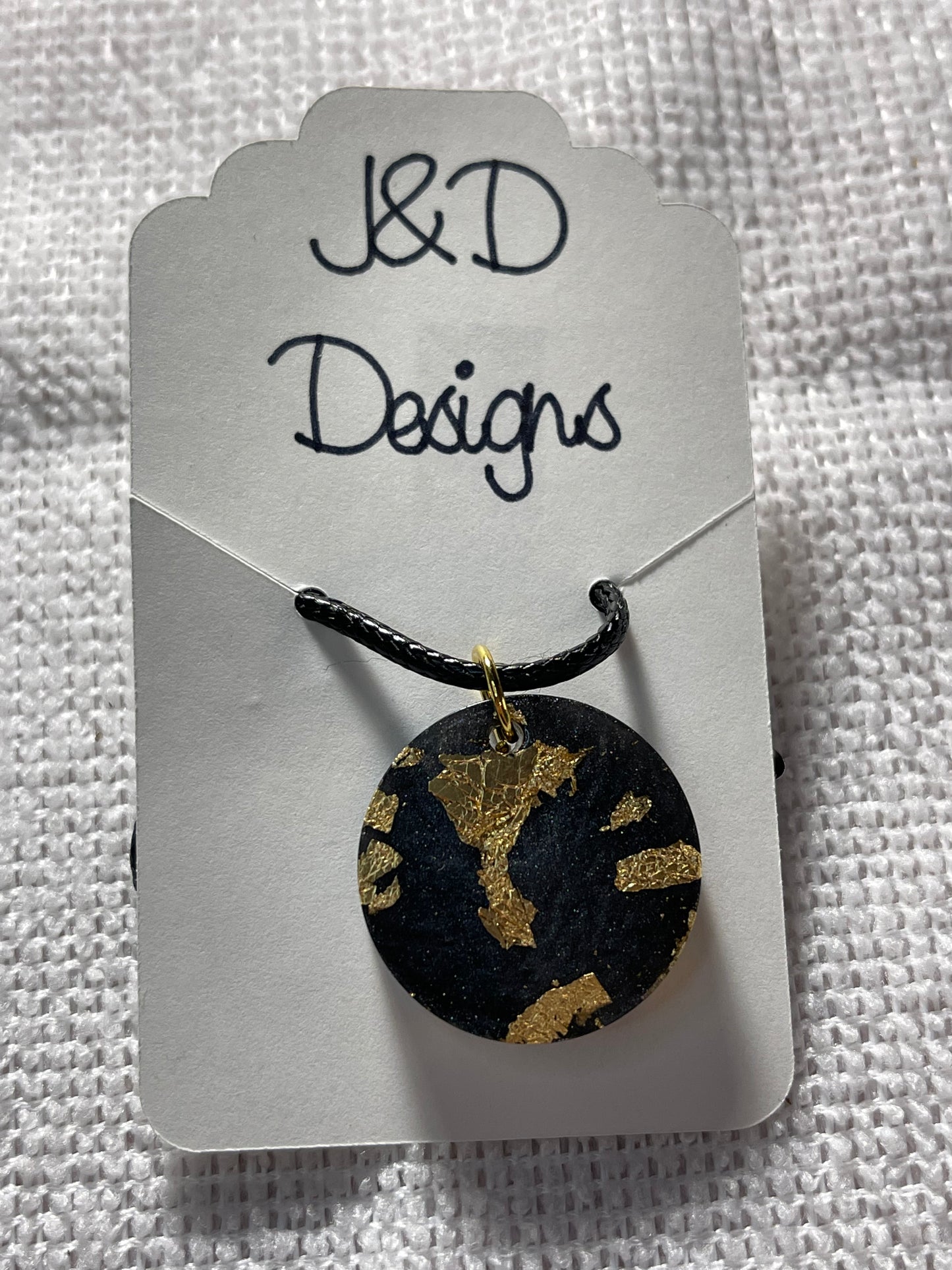 Black and Gold Flake Round Resin Pendant Necklace