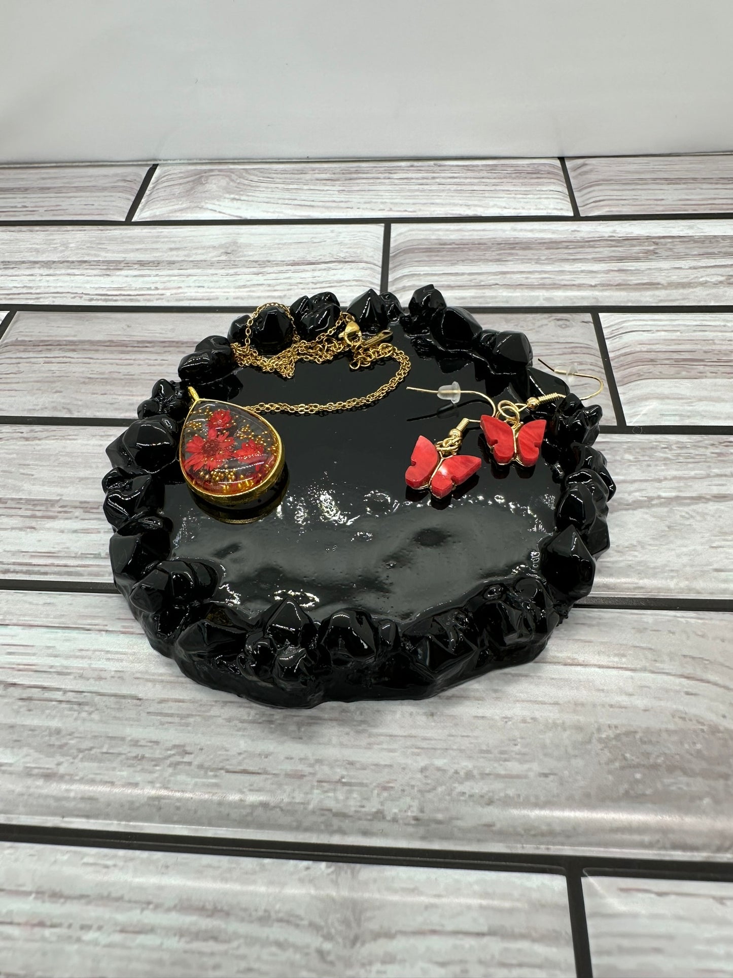 Black Rock Edge Jewelry Dish / Tray