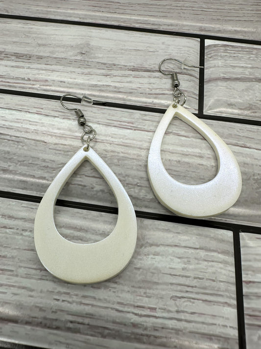 Teardrop White Color Shift to Yellow Earrings