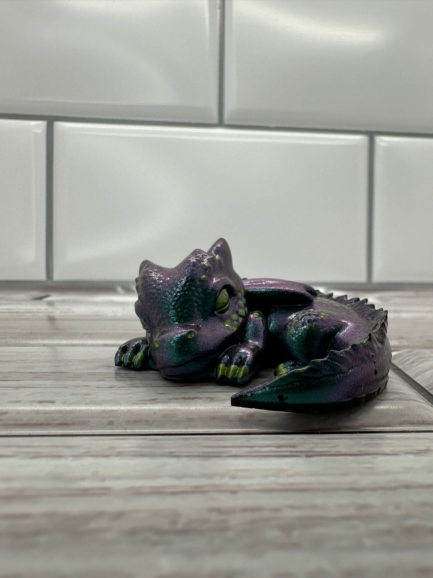 Sleeping Baby Dragon Green/Purple Color Shift Light Green Scales