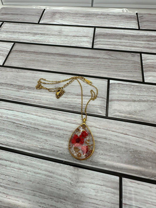 Vintage-Inspired Red Flower Resin Necklace