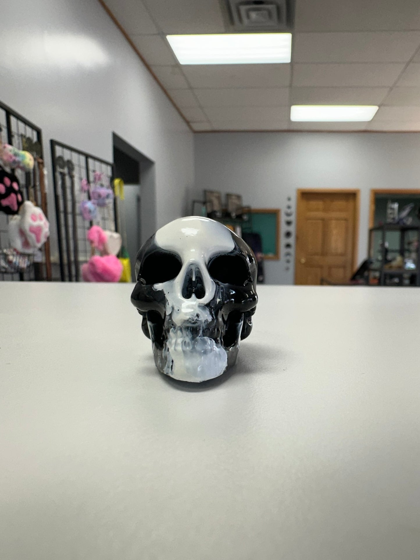 Black and White Marble Skull Head