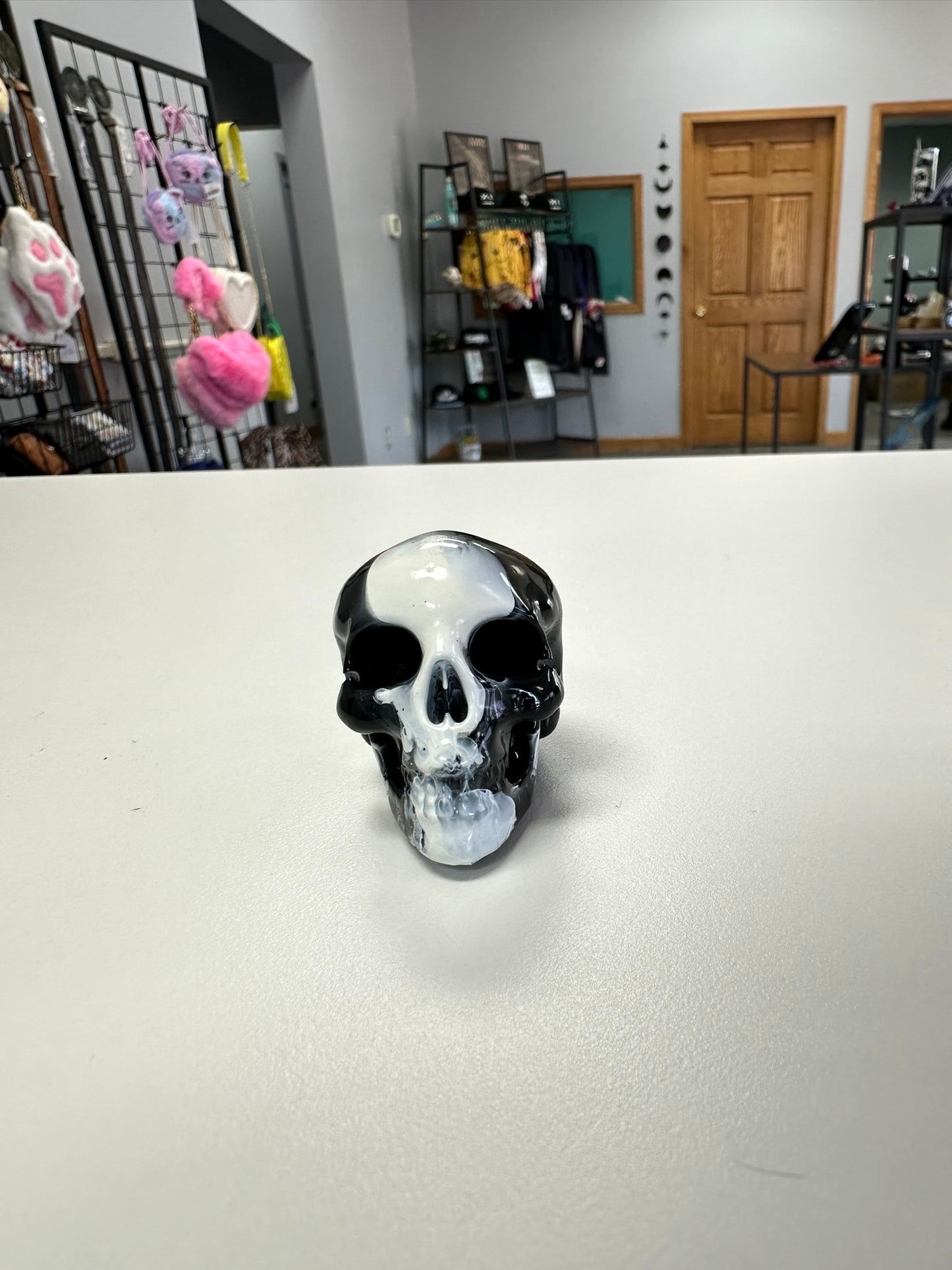 Black and White Marble Skull Head