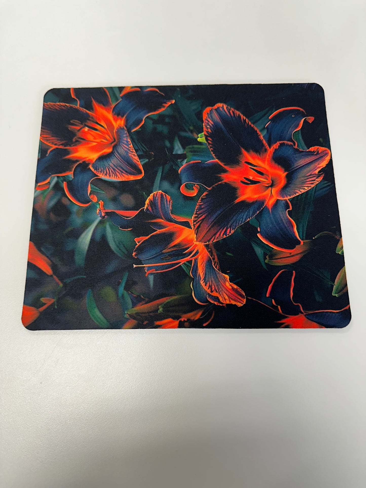 Vibrant Lily Mouse Pad/Dab Mat