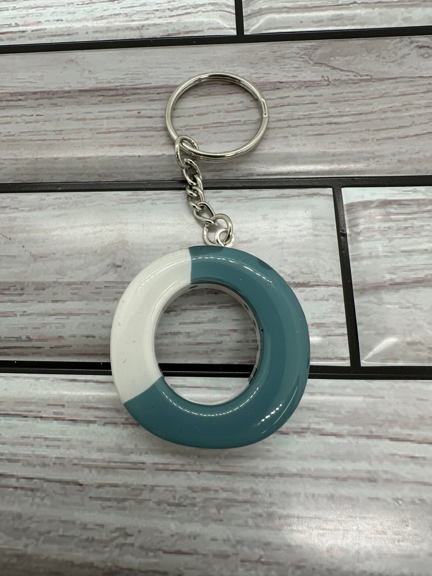 Resin Letter O Grey and White Keychain