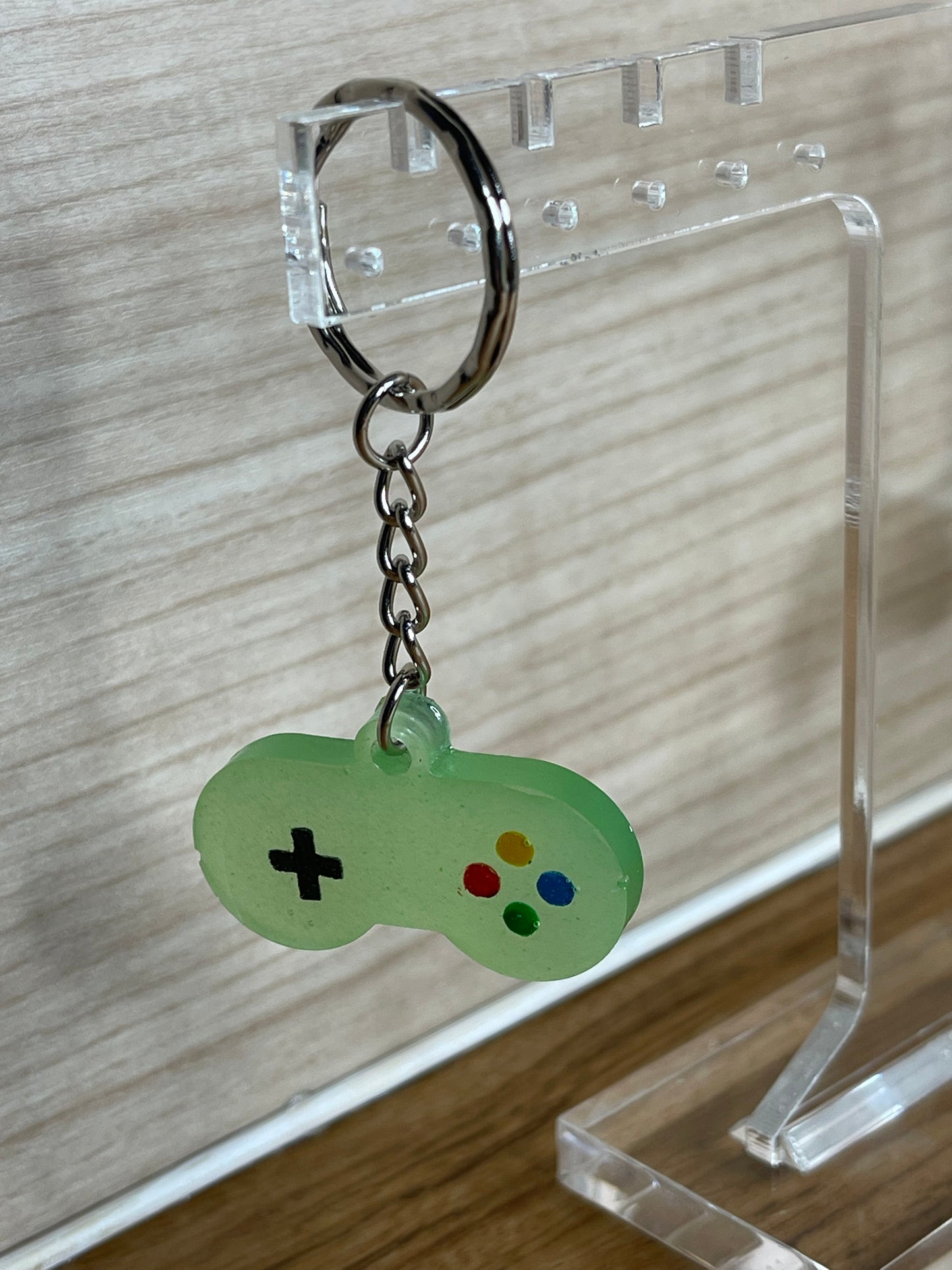 Gamer Keychain Glow in the Dark Controller